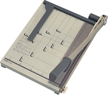 {振昌文具}PLUS 012-763 PK-013裁紙機A4