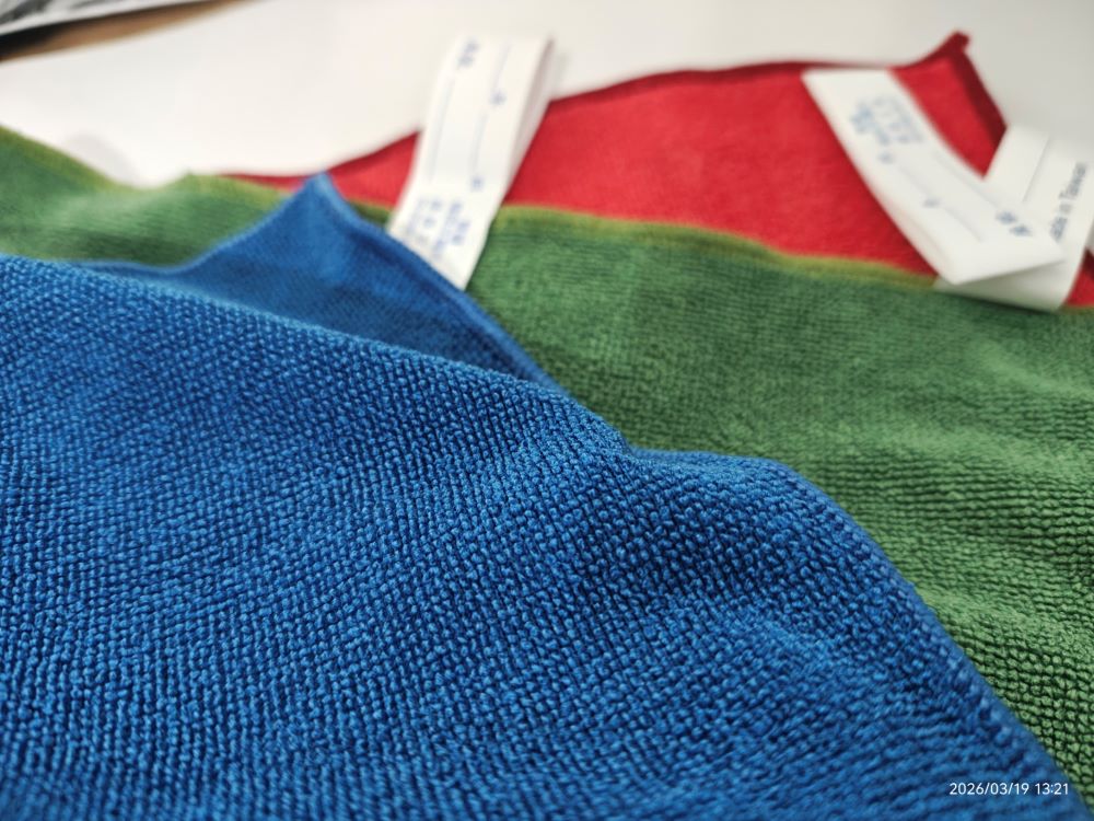 超細纖維 抹布 快速吸水 附掛勾 可書寫學生姓名